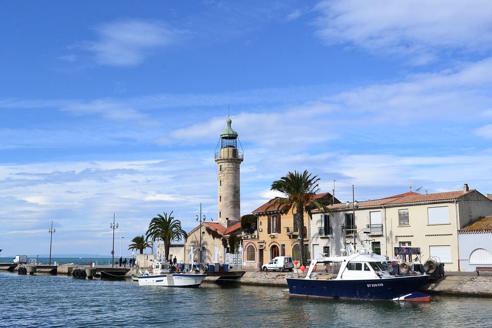 Itinerari di viaggio tra canali ed entroterra francese: guida al turismo fluviale della Francia Forexchange