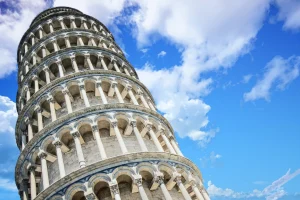 Cambio valuta a Pisa: tutte le informazioni per cambiare denaro all'Aeroporto Galileo Galilei
