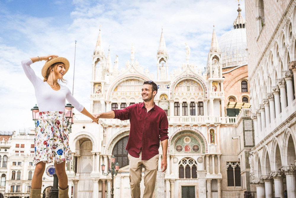 Promo Venice25: risparmia sul cambio valuta durante la Mostra del Cinema e la Regata Storica!